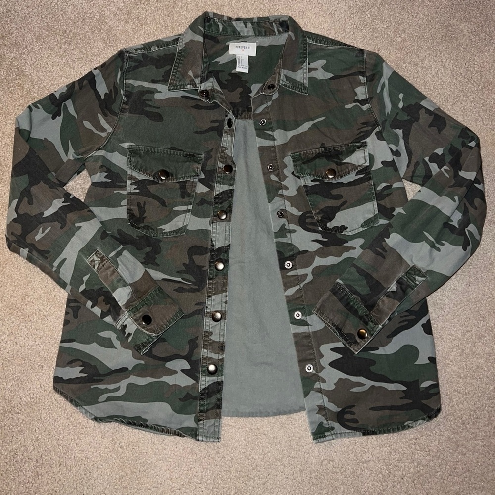 Forever 21 Camo Lightweight Jacket